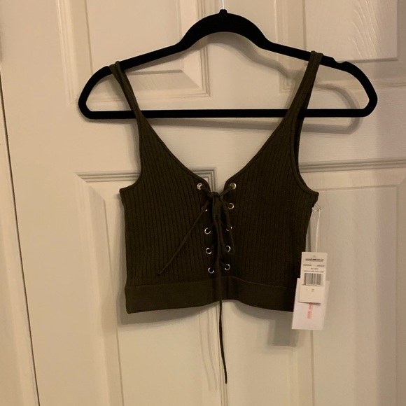 Olive green Good American lace up ribbed crop top - Picture 4 of 9